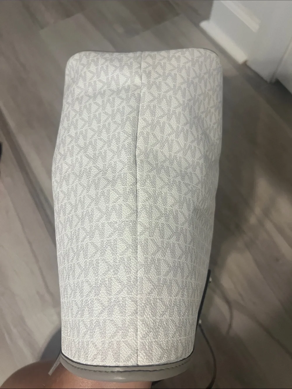 Michael Kors Two-Tone Gray/white LighyGray MK Signature Tote